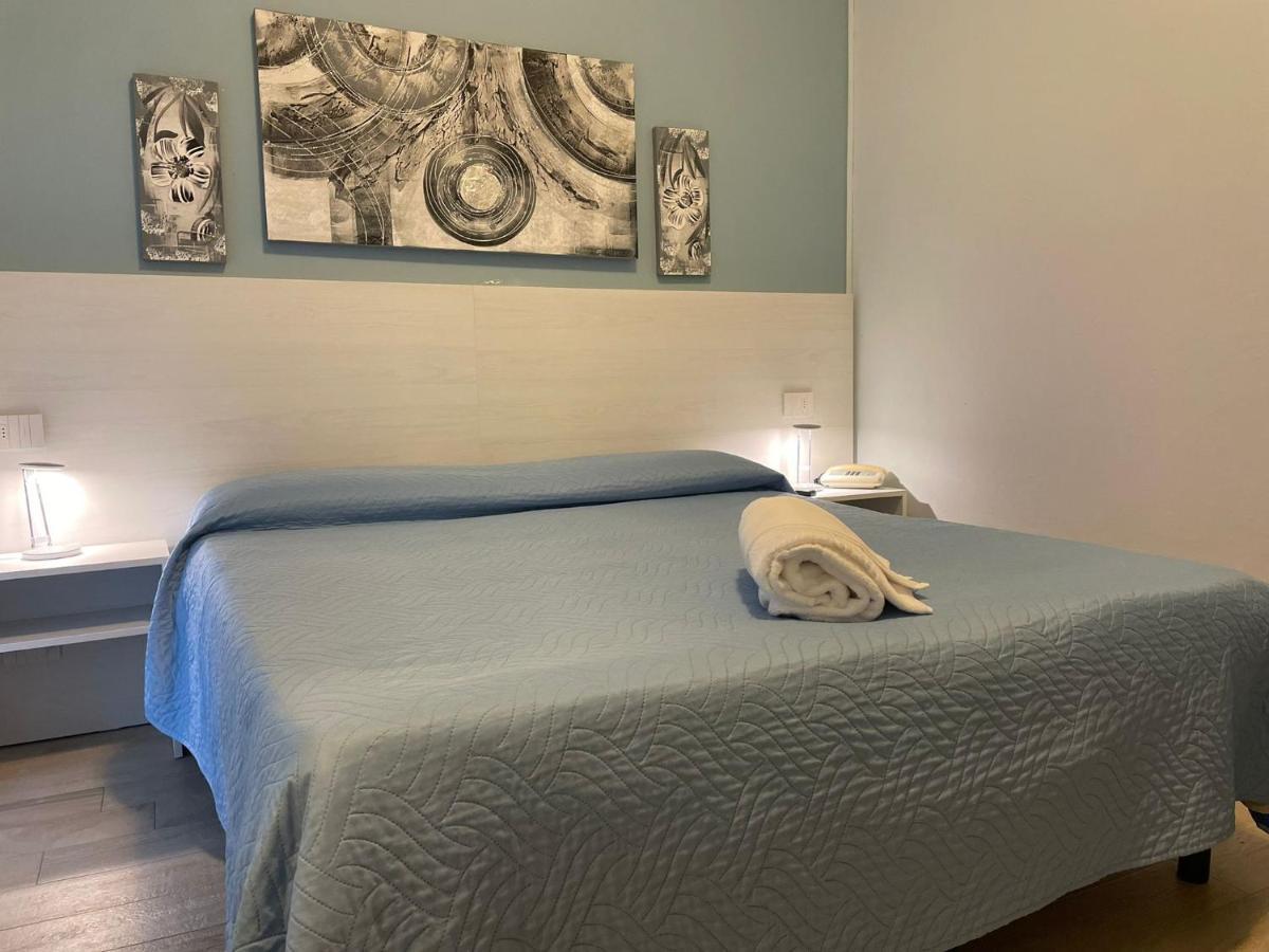 Hotel Ristorante Miramare Pesaro Luaran gambar