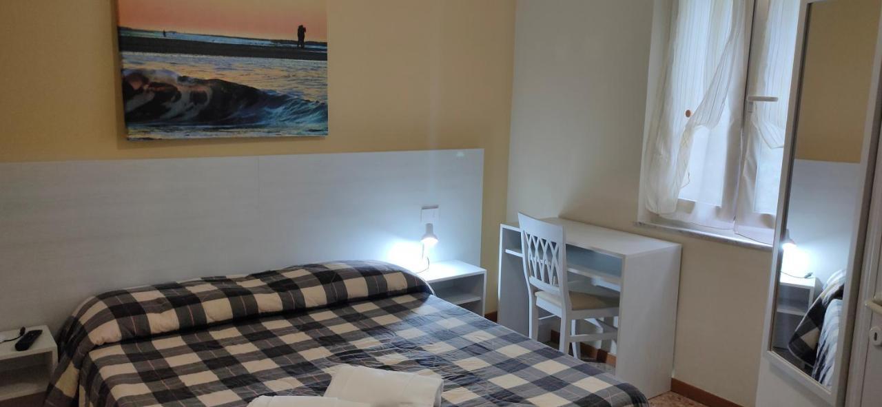 Hotel Ristorante Miramare Pesaro Bilik gambar